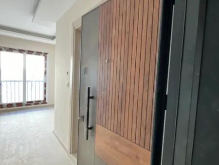 New Life Opportunity In Seferihisar: Modern 1 1 Apartment