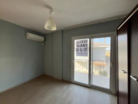 Detached Villa For Rent In Seferihisar Ulamış Yeşilkent Apartments