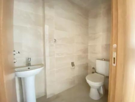 3 1 Apartment For Sale With Closed Kitchen In Corner Location In Seferihisar Hidirlik Neighborhood