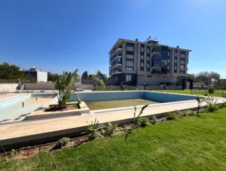 Brand New 3 1 Apartment In A Complex With Pool In Seferihisar | 140 M² | En-Suite Bathroom | Separate Kitchen | Terrace With View | Large Landscaping Areas | Spacious Living