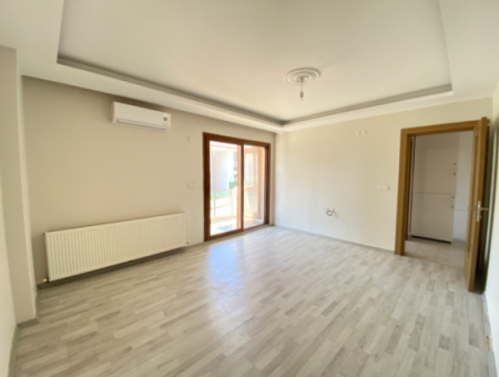 3 1 Apartment For Sale With Indoor Kitchen In Seferihisar Gözsüzler Area