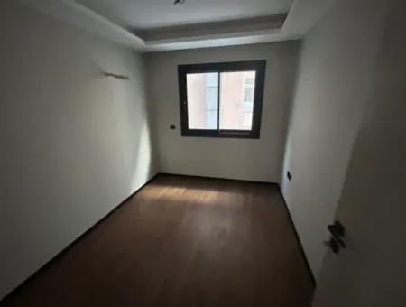 Workplace For Rent In A New Building On Cumhuriyet Boulevard Opposite The Alsancak 9 Eylül Rectorate