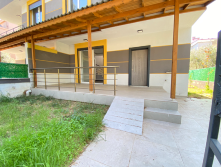 New Villa For Sale With Nature View In Seferihisar Doğanbey