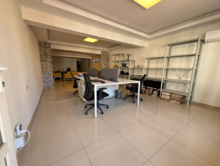 1St Floor Renovated Rental Office/Office On Alsancak Kıbrıs Martyrs Street Above The Warehouse Store