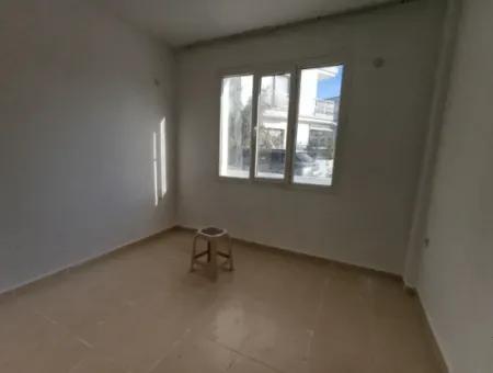 Close To Sığacık Marina, Cost-Free, Modern Apartment For Rent!