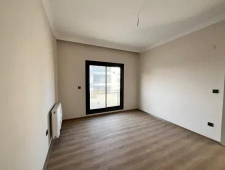 2 1 Brand New Apartment In Seferihisar With Separate Kitchen, Balcony And 3 Built-In Sets!