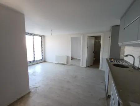 Brand New 1 1 Apartment With Large Balcony In Seferihisar Gözsüzler