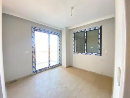 Corner Location 2 1 Apartment With Garden For Sale In Seferihisar Gözsüzler