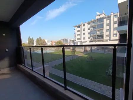 3 1 Mezzanine Spacious Apartment In Seferihisar Camikebir Neighborhood With Garden, Pool And Security!