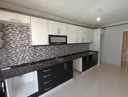 Near Mehmet Izdal Primary School, 3 1 Spacious Apartment For Rent With Balcony