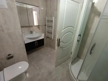 Near Mehmet Izdal Primary School, 3 1 Spacious Apartment For Rent With Balcony