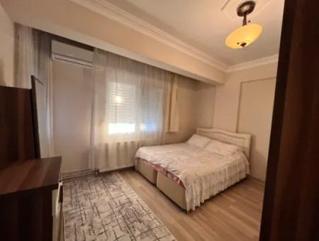 3 1 Furnished Apartment For Rent In Camiikebir District, Seferihisar Gözsüzler District!