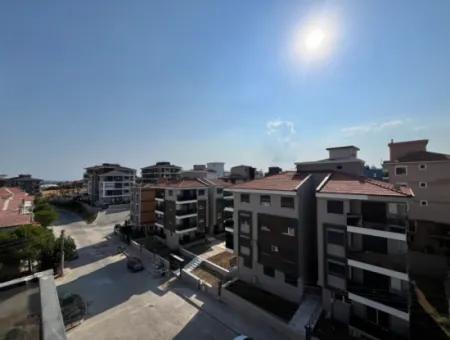 Seferihisar Camiikebir District, Gözsüzler District, Corner Location, Pool Complex In A Brand New 2 1 Apartment!