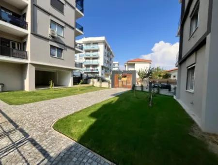 Seferihisar Camiikebir District, Gözsüzler District, Corner Location, Pool Complex In A Brand New 2 1 Apartment!