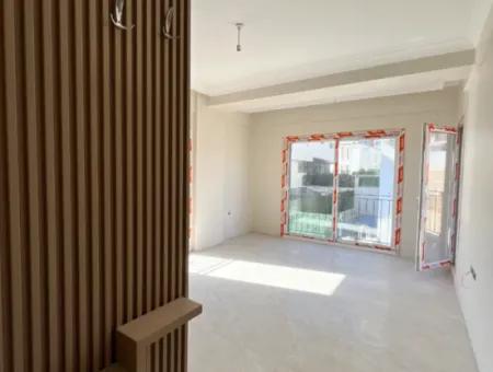 1 1 Apartment 1 Km From Izmir-Kusadasi Road, Modern And Illuminated By Sunlight! Underfloor Heating, Elevator And Automatic Shutter Feature