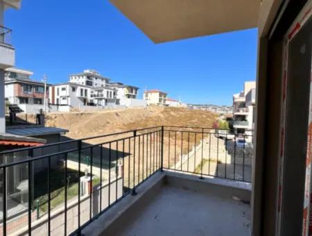 1 1 Apartment 1 Km From Izmir-Kusadasi Road, Modern And Illuminated By Sunlight! Underfloor Heating, Elevator And Automatic Shutter Feature