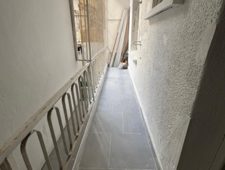 Renovated 1St Floor Loft Apartment For Sale Near Alsancak Poet Eşref Boulevard