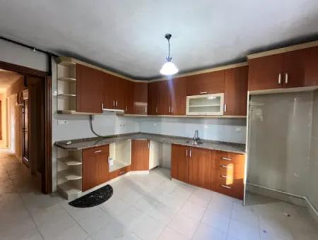 2 1 Apartment For Rent In The Heart Of Seferihisar With Separate Kitchen And Large Balcony