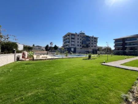 Brand New 3 1 Apartment In A Complex With Pool In Seferihisar | 140 M² | En-Suite Bathroom | Separate Kitchen | Terrace With View | Large Landscaping Areas | Spacious Living