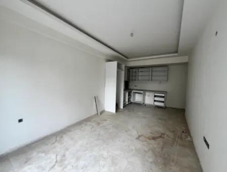 2 1 Spacious And Comfortable Apartment In Seferihisar Hidirlik District!