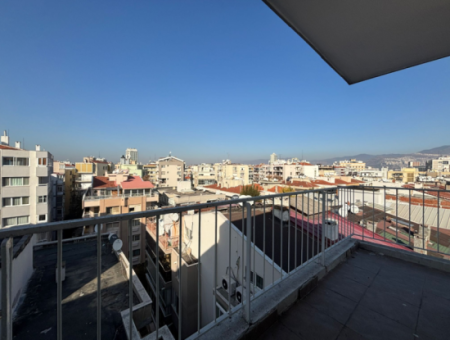 An Unmissable Opportunity Near Alsancak Dutlu Street! Located In The Heart Of The City, Near Alsancak Dutlu Street, Our 3 1 Apartment Is Waiting For You!