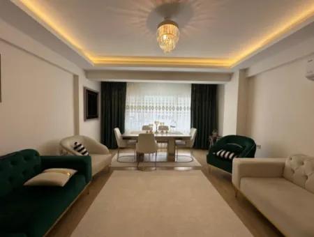 Luxurious And Comfortable Apartment In Seferihisar Central Hidirlik Neighborhood!