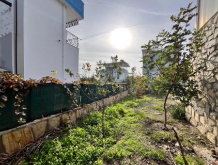 4 1 Detached Villa For Sale With Large Garden In Seferihisar Siğacik Girlen