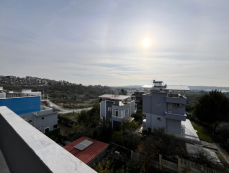 4 1 Detached Villa For Sale With Large Garden In Seferihisar Siğacik Girlen