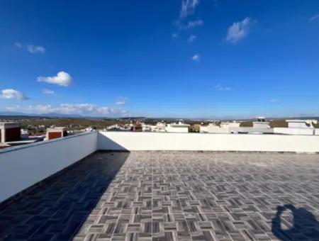 Fully Detached 3 In 1 Modern And Comfortable Duplex Villa In Akarca, Seferihisar