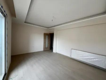 Behind Seferihisar Stadium, 2 1, Apartment For Sale With Separate Kitchen, Indoor Parking, 90 M² Usage Area!