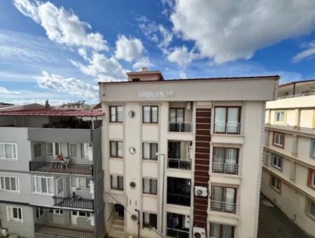 Behind Seferihisar Stadium, 2 1, Apartment For Sale With Separate Kitchen, Indoor Parking, 90 M² Usage Area!