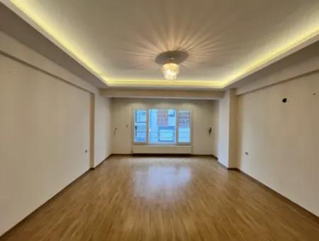 Comfortable 3 1 Apartment For Rent In Seferihisar Hidirlik Neighborhood