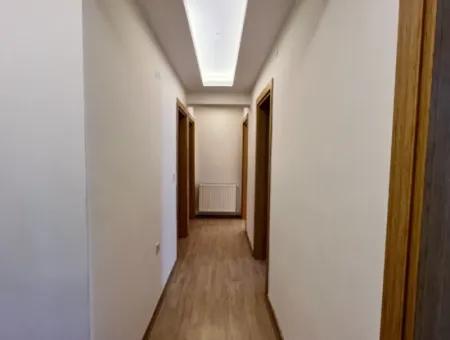 Comfortable 3 1 Apartment For Rent In Seferihisar Hidirlik Neighborhood