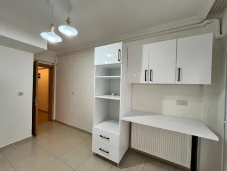 Comfortable 3 1 Apartment For Rent In Seferihisar Hidirlik Neighborhood