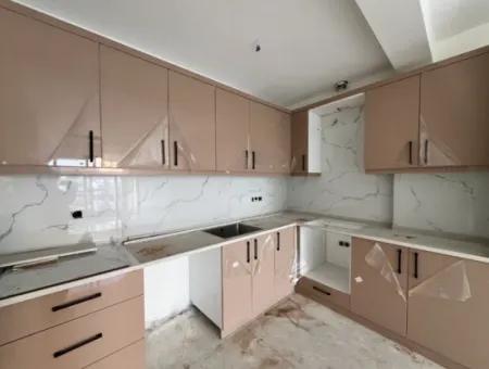 2 1 Modern And Spacious Apartment In Seferihisar Hidirlik District!