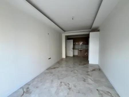 2 1 Modern And Spacious Apartment In Seferihisar Hidirlik District!