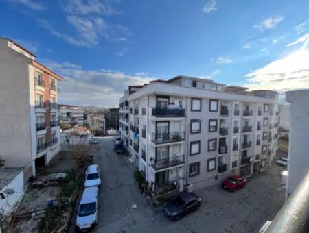 2 1 Modern And Spacious Apartment In Seferihisar Hidirlik District!