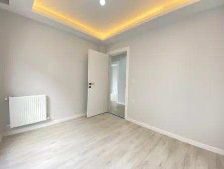 Spacious And Comfortable Apartment In Seferihisar Çolakibrahimbey Neighborhood