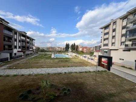 75M² Spacious Apartment With Pool Front, 2 In Korkmaz City Site, In Seferihisar Camikebir District!