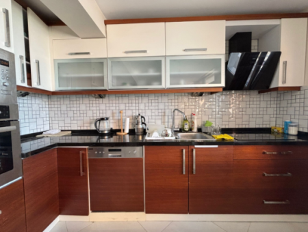 2 1 100M2 Apartment For Rent In Konak Karataş!