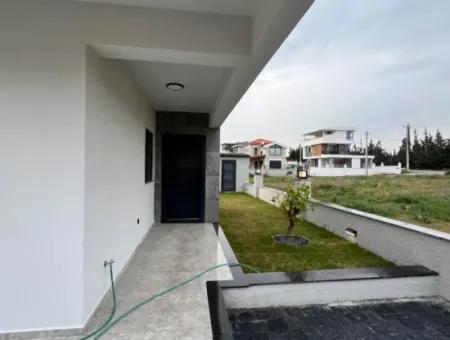 Detached, Pool, Comfortable Life In Seferihisar Hidirlik