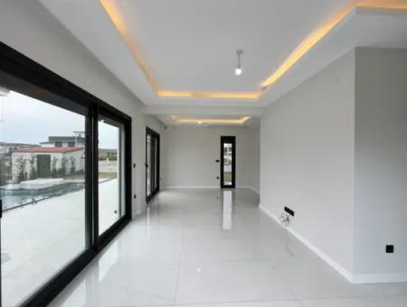 Detached, Pool, Comfortable Life In Seferihisar Hidirlik