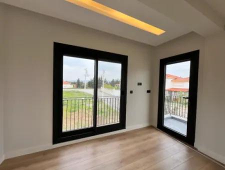 Detached, Pool, Comfortable Life In Seferihisar Hidirlik