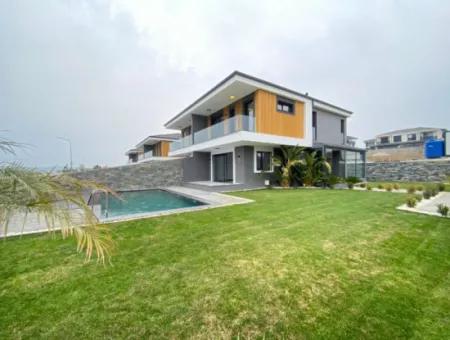 5 1 Villas With Detached Pool In Düzce Bahcesehir From Veri!