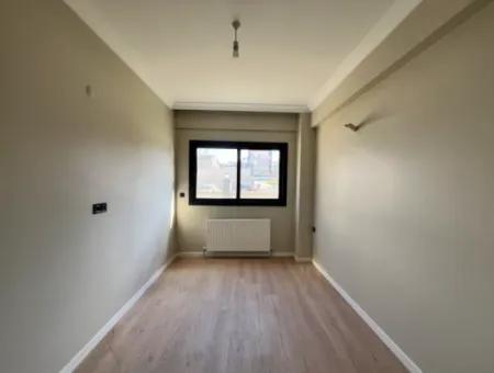 2 1 Brand New Apartment With Separate Kitchen In A Complex With Garden, Pool And Security In Seferihisar Camikebir Neighborhood