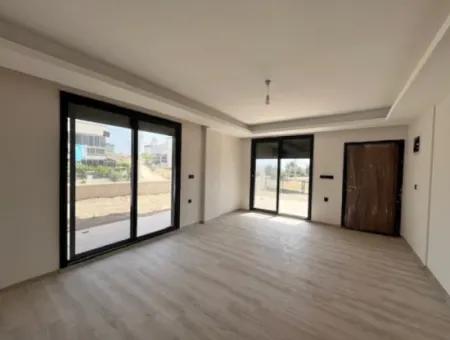 Brand New Villa With Sea View In Corner Parcel In Seferihisar Akarca