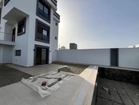 6 1 New Villa With Pool In Seferihisar Akarca