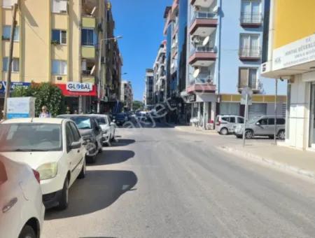 Shop With Tenant For Investment On The Street In The Center Of Seferihisar