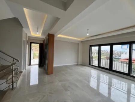 Villa For Sale In Girlen District, Seferihisar Sığacık