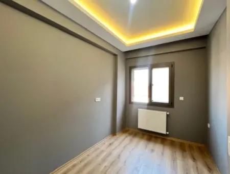 2 1 Apartment With Closed Kitchen Near Mehmet Izdal In The Center Of Seferihisar